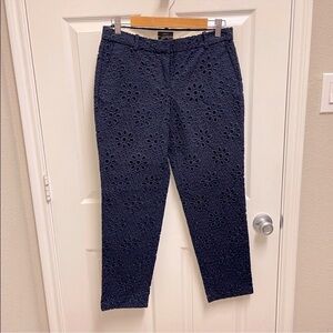 NWOT J Crew Navy Eyelet “Cafe Capri” Pants. Sz 4
